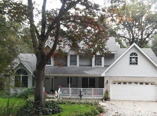 18145 Avy School Rd, Pecatonica, IL 61063