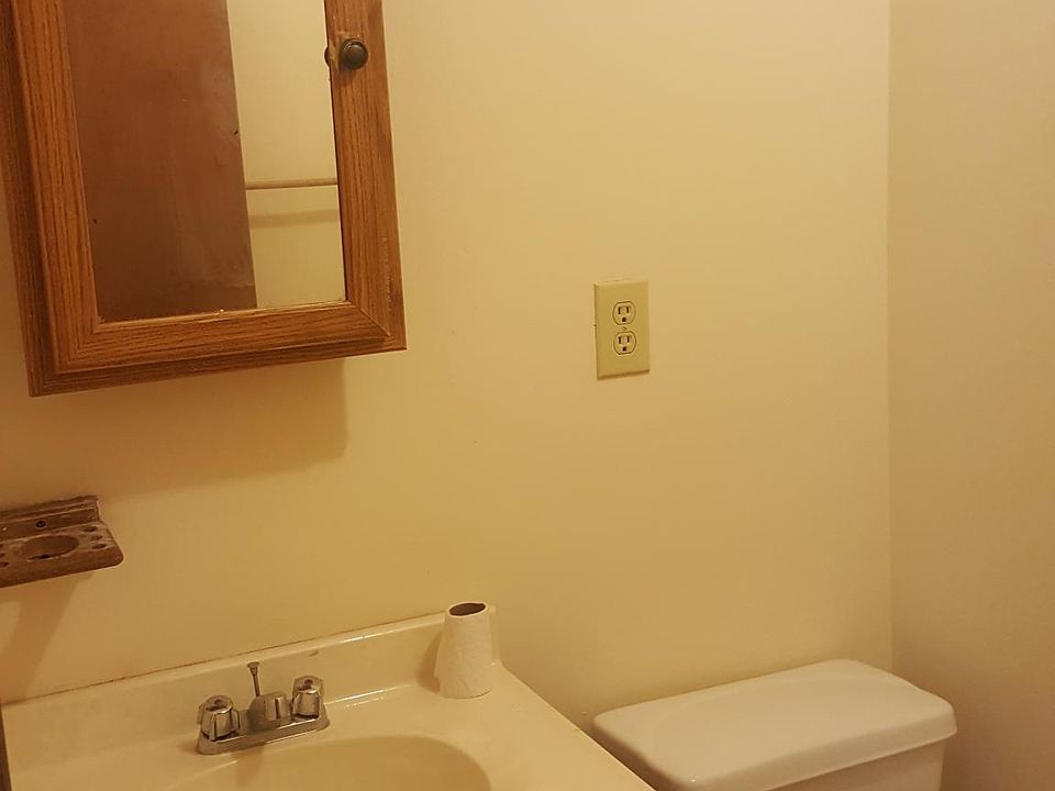 1st image of 163 E Glendale Ave