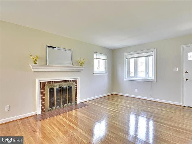 1st image of 3245 Kenney Dr