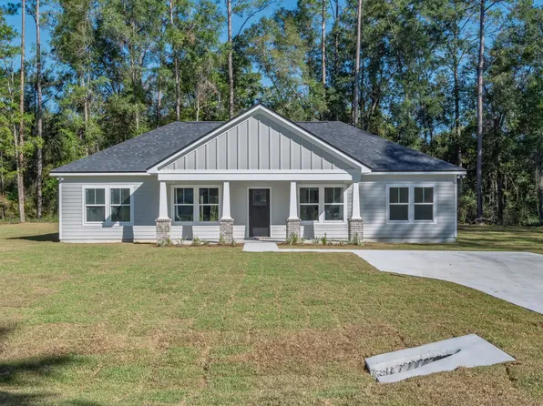 Pixie Cir, Crawfordville, FL 32327