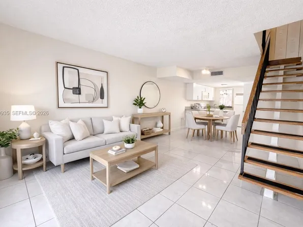 5575 W 26th Ct APT 203, Hialeah, FL 33016