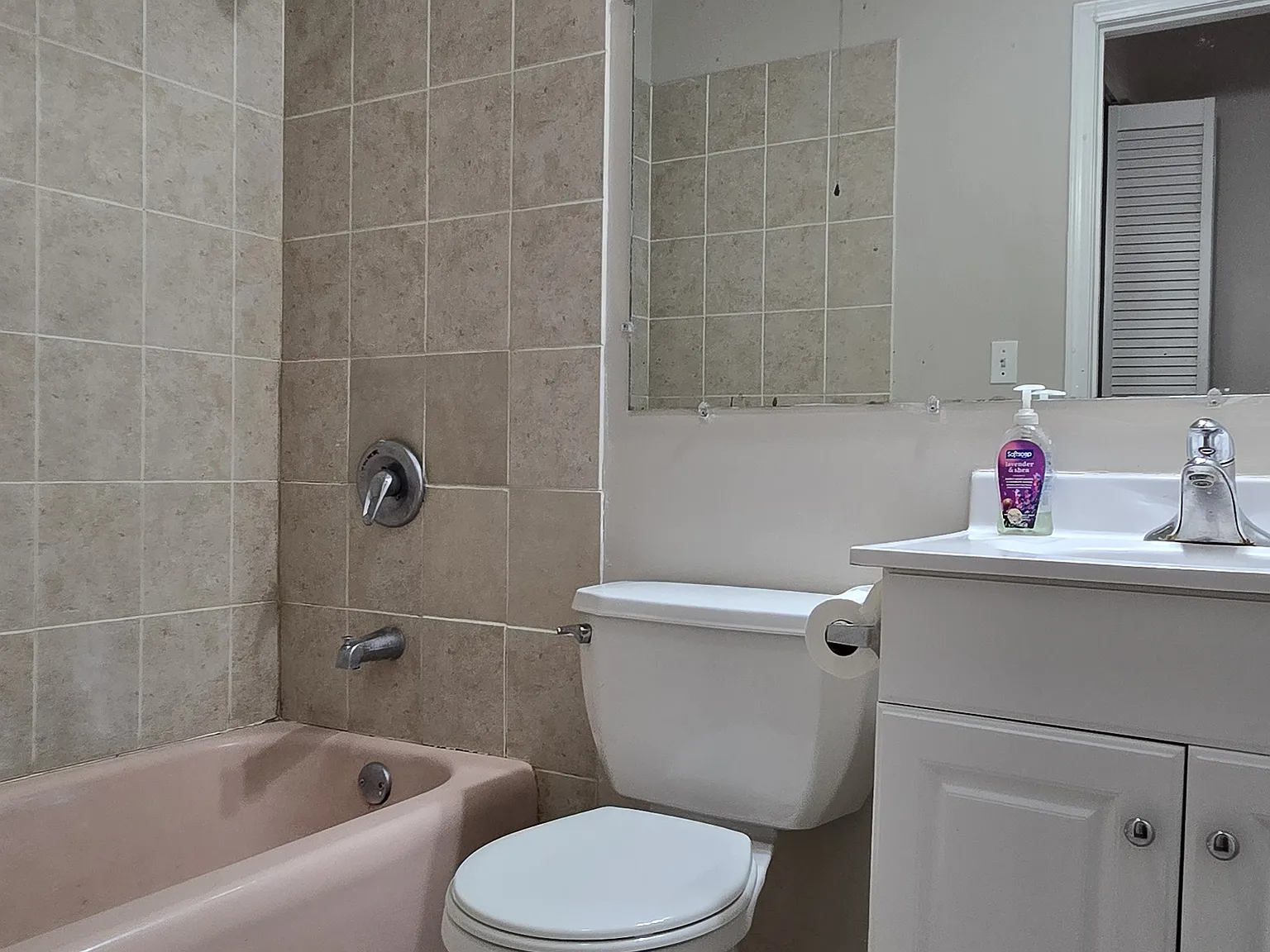 1 bed, 700 sqft, $1,550 — Photo 4