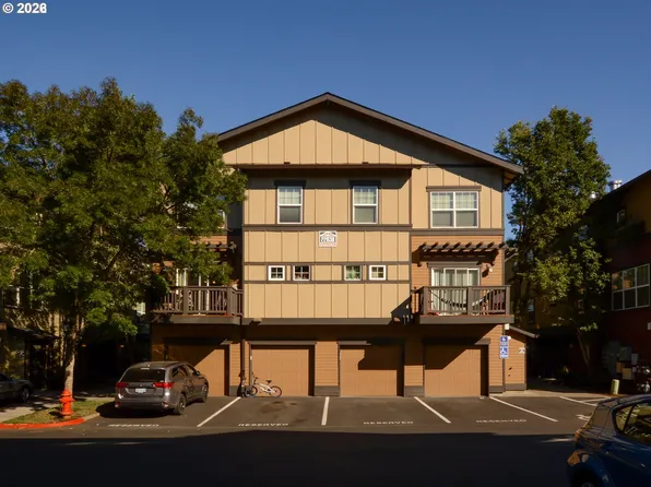 22838 SW Forest Creek Dr Unit 201, Sherwood, OR 97140