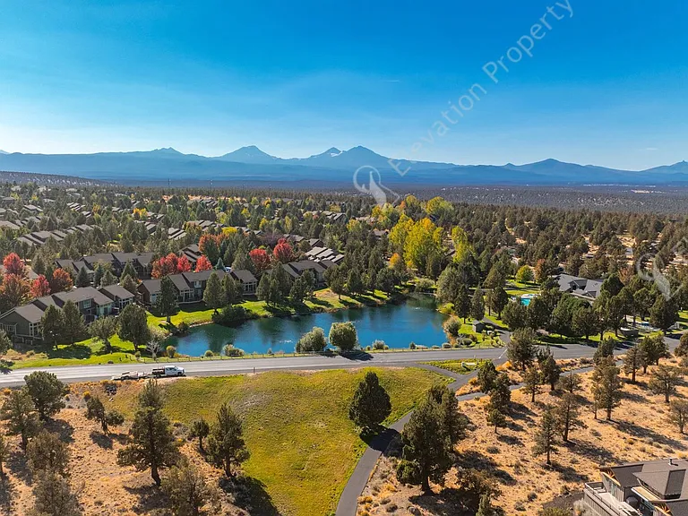 1277 Highland View Loop — Photo 39