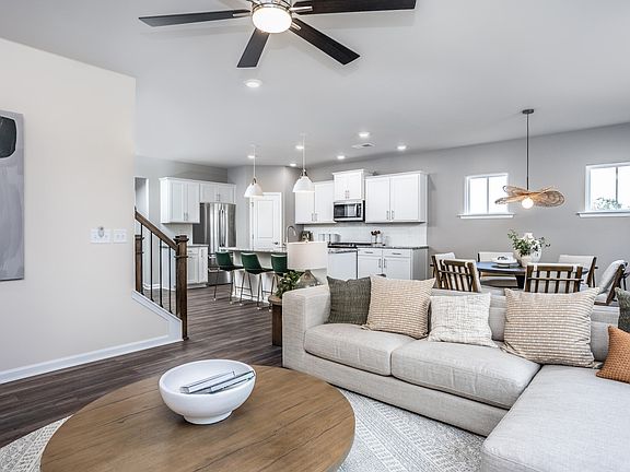 7th image of this home