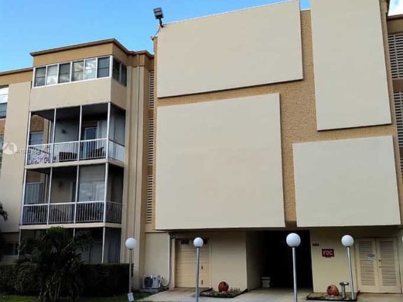 2nd image of 9159 SW 77th Ave APT 406