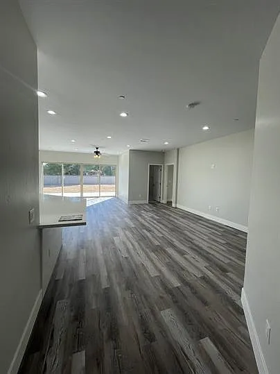 9678 Denhart Ave #E — Photo 15