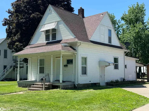 219 S 2nd St, Wapello, IA 52653