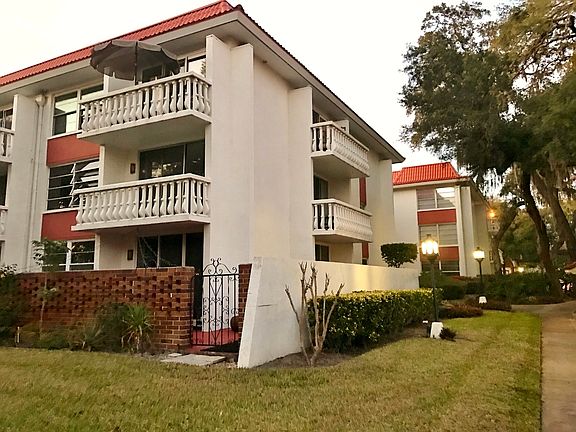 4th image of 2635 Seville Blvd Unit 108