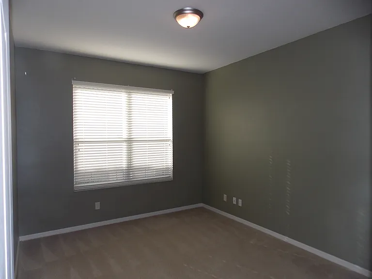 881 W Silver Meadow Loop — Photo 13