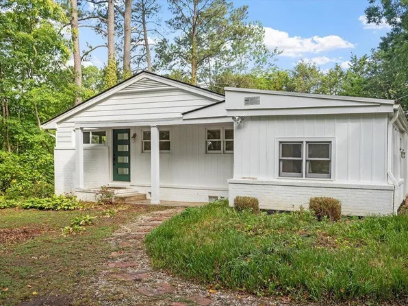 210 Wilmot Dr, Raleigh, NC 27606