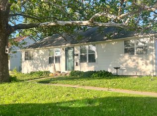 318 N Garrard St, Rantoul, IL 61866