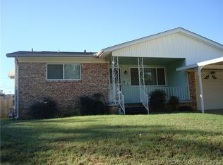 4628 E 2nd St, Tulsa, OK 74112