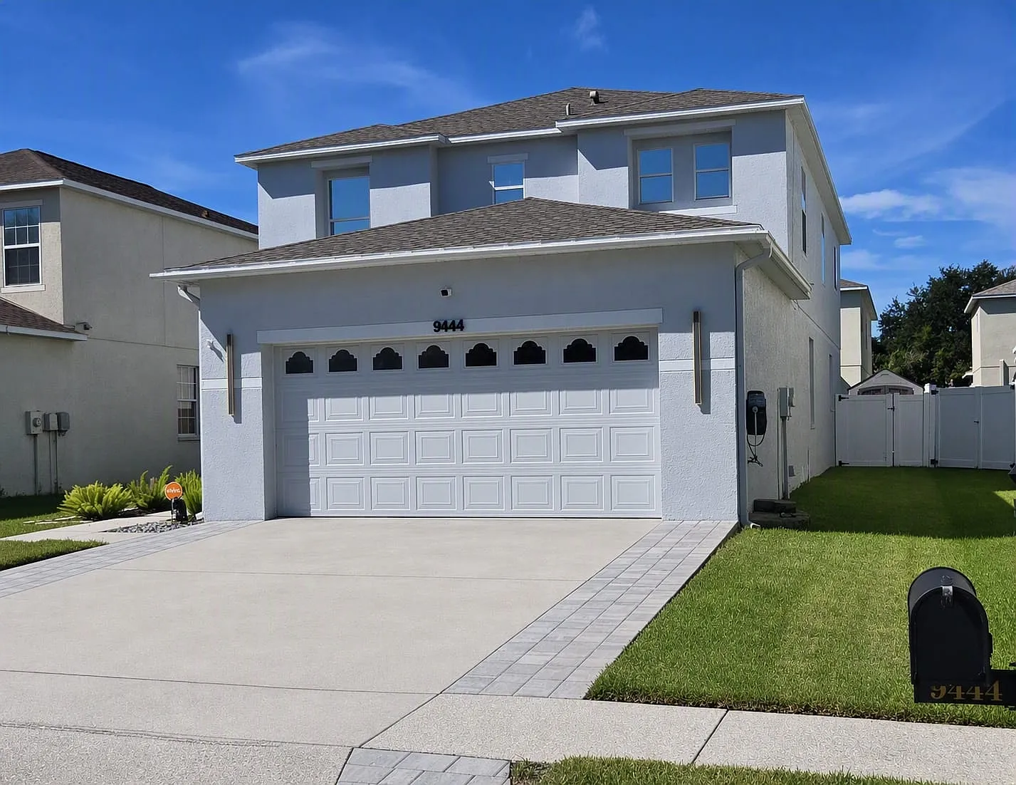9444 Wellstone Dr — Photo 2