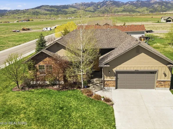 8840 Aurora Dr, Victor, ID 83455