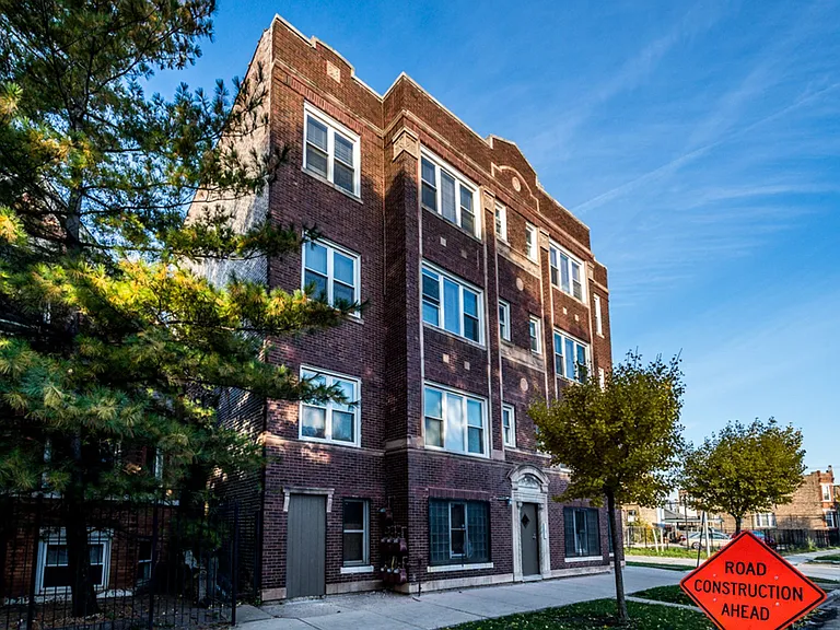 400 S Kilbourn Ave — Photo 13