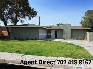 1590 Golden Arrow Dr, Las Vegas, NV 89169