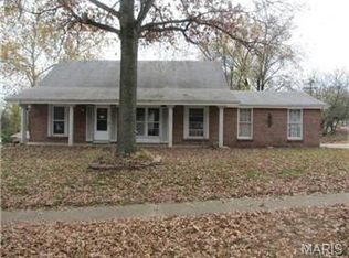 4982 Bristol Rock Rd, Florissant, MO 63033