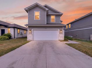 104 Batjac Aly, Jarrell, TX 76537
