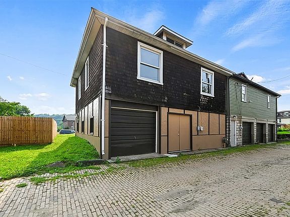 3rd image of 509 E 6th Ave