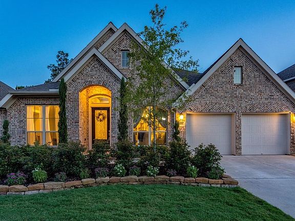 Beautiful one story with 4 bedrooms, study, formal dining, game room and 3 car garage