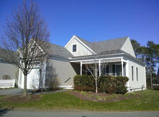 8 Blue Meadow Ct, Bourne, MA 02532