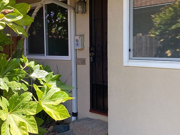 2nd image of 442 Fir St