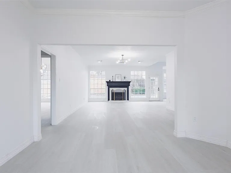 17527 Sandy Cliffs Dr — Photo 37
