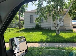 23838 Shakespeare Ave, Eastpointe, MI 48021