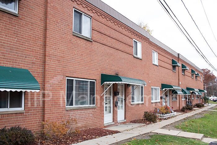 1st image of 200 Dalepark Dr