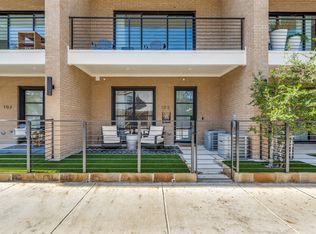 805 Pavillion St Unit 103, Dallas, TX 75204