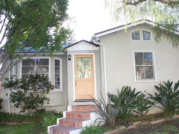 2nd image of 3741 Globe Ave