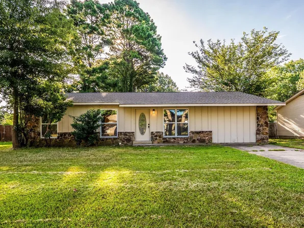 32 Ross Cir, Jacksonville, AR 72076