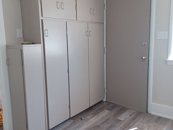 Tons of kitchen storage space.