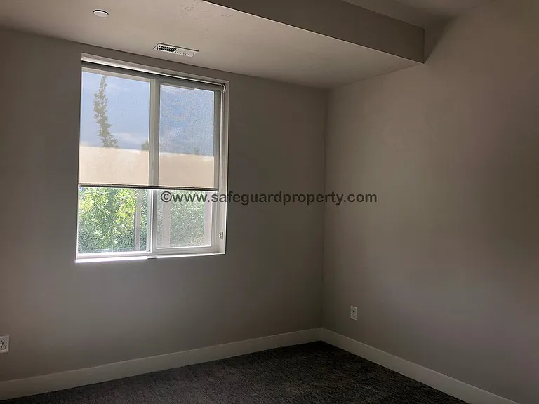 13447 S Silver Rock Ln — Photo 20