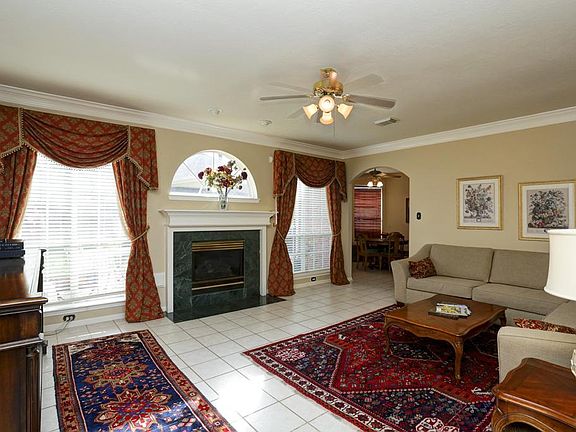 4th image of 8811 Wheatland Dr