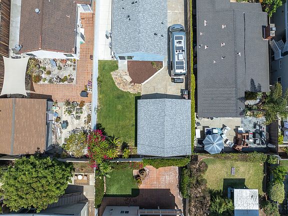 4th image of 33895 Alcazar Dr