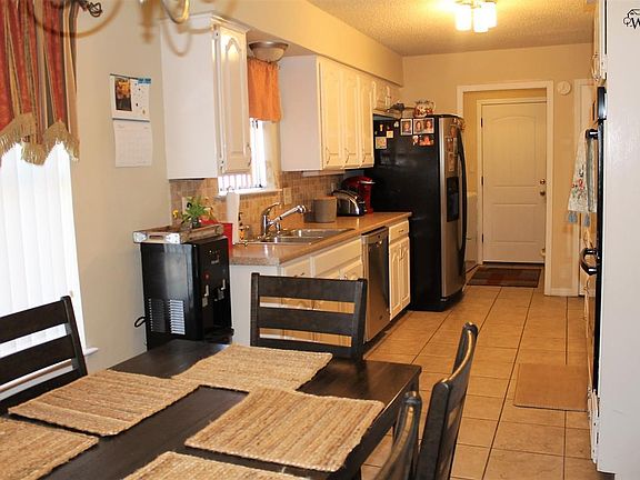 5th image of 2611 San Simeon Dr