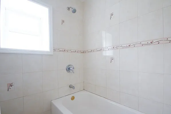 Rented by MNS | media 13