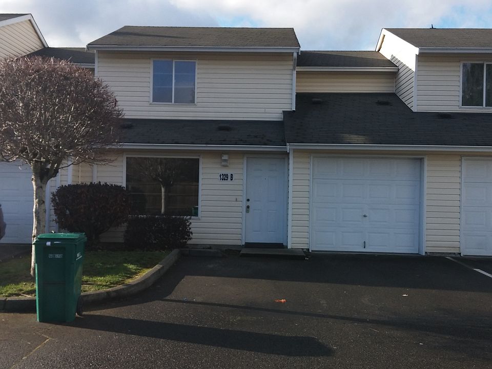 1st image of 1329 17th St SE APT B