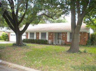2004 David Dr, Fort Worth, TX 76111