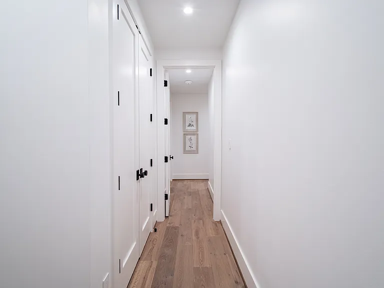 4529 Emerson Ave #8L — Photo 22