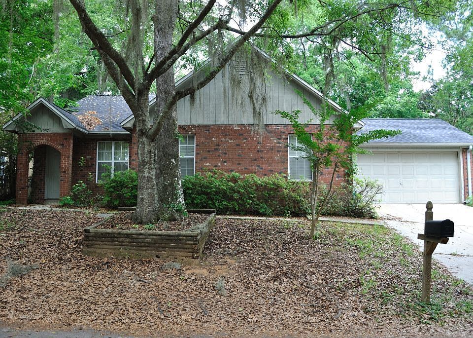 1st image of 4038 Cottage Wood Trl