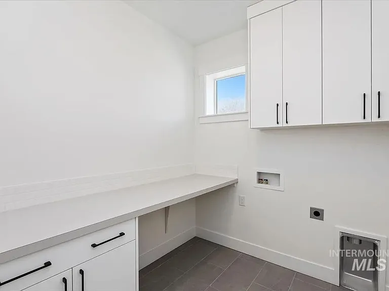 388 Hidden Mill Ct — Photo 24