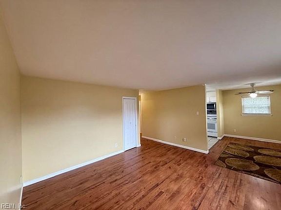 3rd image of 9604 18th Bay St APT 3