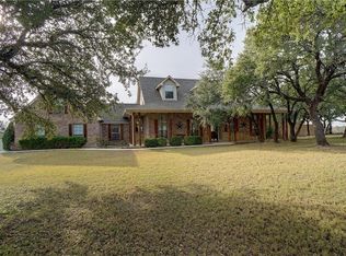113 N Star Crossing Ln, Weatherford, TX 76088