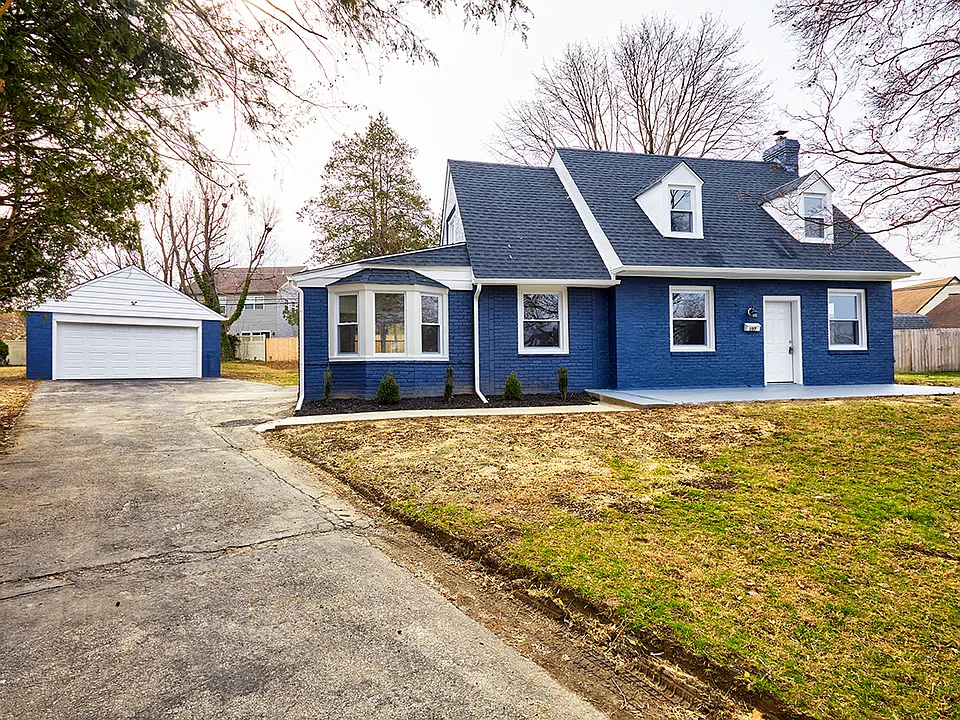 107 Ivy Rock Ln