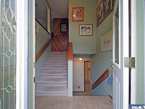 2nd image of 2103 Seabreeze Pl
