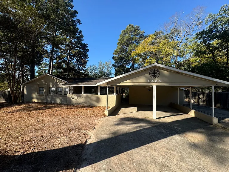 9434 Palmetto Ln — Photo 2