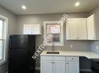 268 Dwight St #2M, Jersey City, NJ 07305